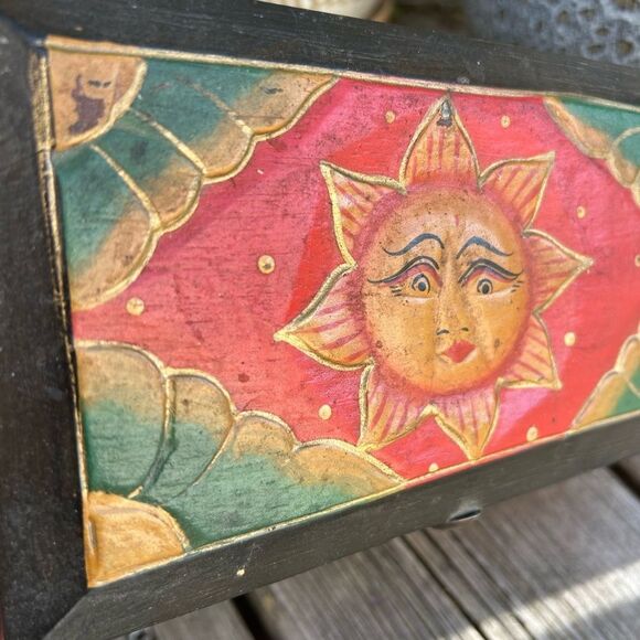 Hand Carved & Painted Celestial Wood Trinket Box Sun Moon Indonesia Vtg 90s - Picture 3 of 16